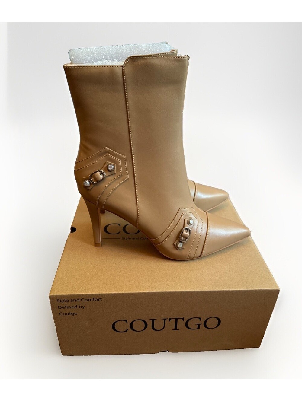 NIB Coutgo Beige Stiletto Heels Pointed Toe Boots Ladies Size 9
